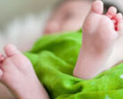 نوزاد پا پرانتزی