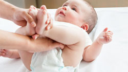 دفع مدفوع بعد از شیر خوردن نوزاد