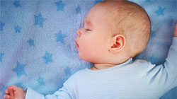 درمان عدم تقارن سر نوزاد